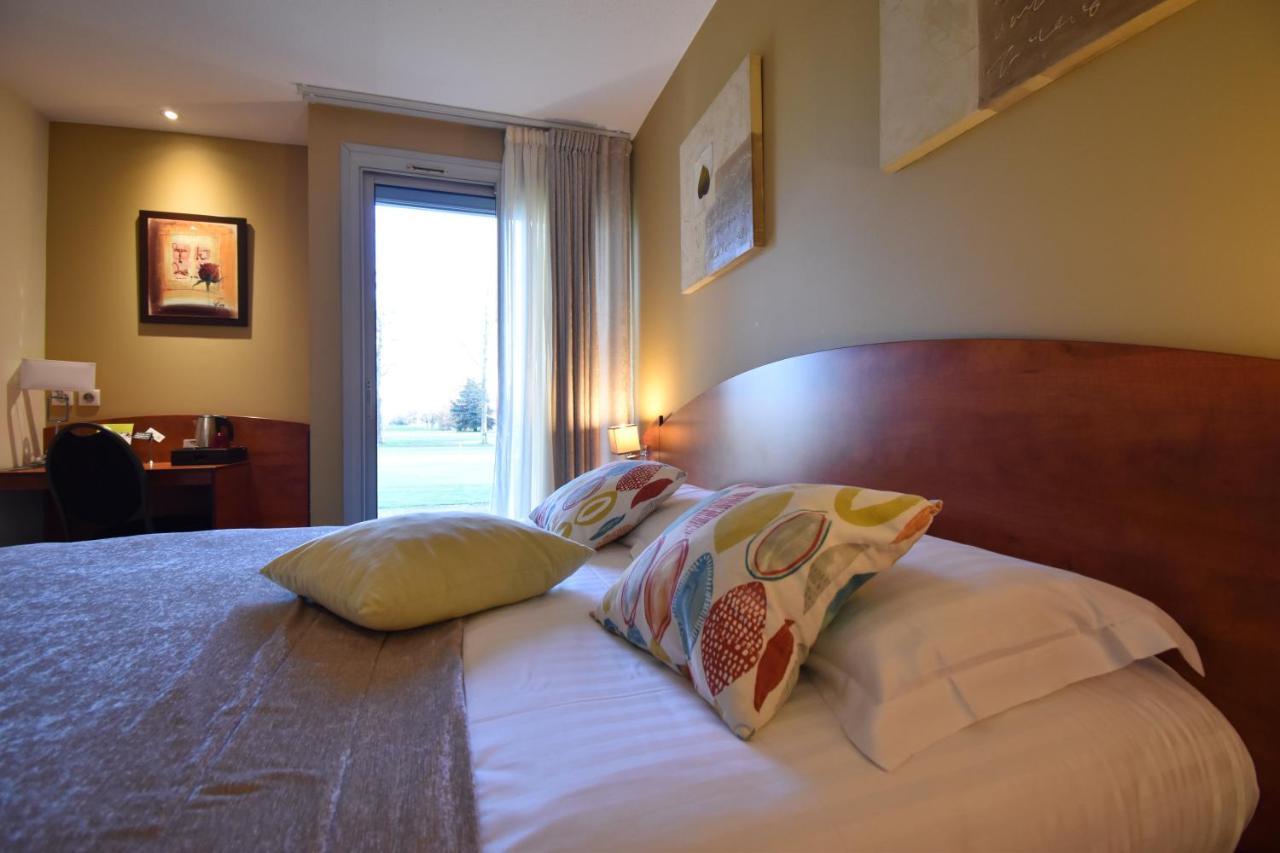 Hotel Du Golf Saint Lazare ลิมอจส์ ภายนอก รูปภาพ